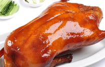 北京烤鸭哪家强？探寻最正宗美味，揭秘创业传奇之路！！