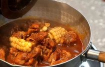 炮崩鸡如何成为舌尖传奇？创业者美食革新之路！