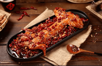 哪里可以学烤兔子？想开烤兔子店？来这里学正宗烤兔子培训！