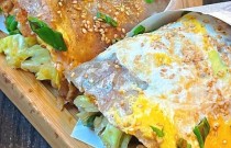 想学做煎饼果子？聊城哪里学最正宗，轻松掌握技术，快速创业！