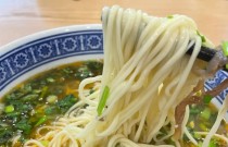 莘县哪里有教拉面技术？如何成为餐饮行业中的创业突破口？