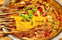 餐饮培训去哪里学最好？选择专业机构轻松学习正宗技艺