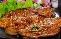 铁板鸡架怎么腌制？配方讲究，香嫩入骨才好吃！