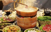 打边炉汤底药材怎么选？配得准，顾客回头吃不停！