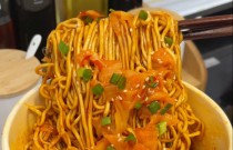 2元一碗的火鸡面利润怎么样？开店要注意哪些问题？小本创业有门道！