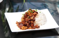 零基础也能开店!烧汁卤肉饭的标准化操作流程,保证口味稳定