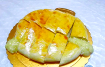 芝士榴莲饼利润高不高？外酥内糯香气浓，小成本甜品也能轻松起盘！