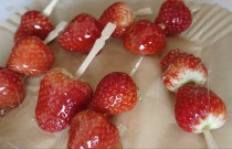 冰糖葫芦冬天卖得好吗？寒风里最火的甜蜜生意，小成本也能温暖整座城！