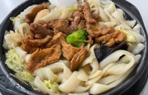 砂锅面成本一碗多少钱？食材简单但讲究，这样做才香才稳赚！