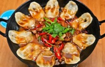 小地锅南北口味怎么调整？掌握这些技巧，一锅地锅菜征服不同食客！