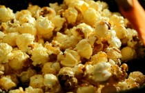 爆米花怎么定价？桶装、袋装、家庭装的价格策略完全不同