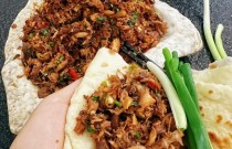 鲅鱼卷煎饼的做法总翻车？标准化流程让新手摆摊少踩坑