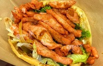 里脊肉夹饼摆摊怎么做？新手能不能干？想做小吃创业的人先把这些问题搞明白