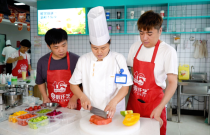 想学水果捞甜点哪里学？新手学水果捞靠谱吗？