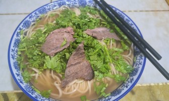 拉面培训班要多少钱？真实难点拆开讲清楚，让你放心再决定！