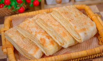 一张饼卖10元？揭秘千层饼“外酥里嫩”的3大核心技术，小白必看！