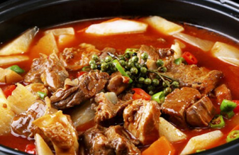 砂锅炖牛肉