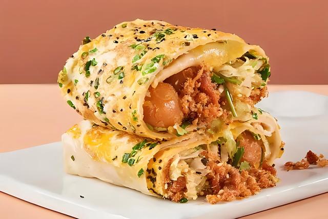 掌握煎饼果子技术，学会制作最正宗的街头美味。