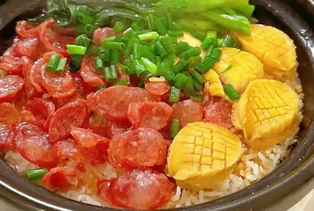 掌握广东煲仔饭做法，提升餐饮竞争力，快速实现创业梦想。