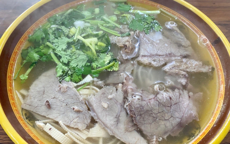 开个牛肉汤店大概多少钱？牛肉汤店创业成本揭秘，小投入也能实现高回报
