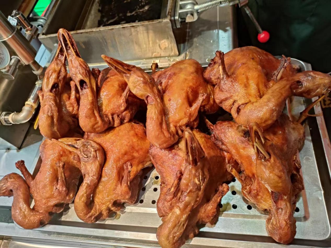 想学醉仙鸭的正宗做法？配方配料做法详细流程告诉你！