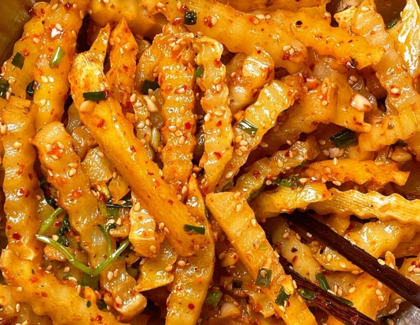 5元一碗狼牙土豆，利润高到吓人？3个创业高手的赚钱秘诀，揭开秘密！
