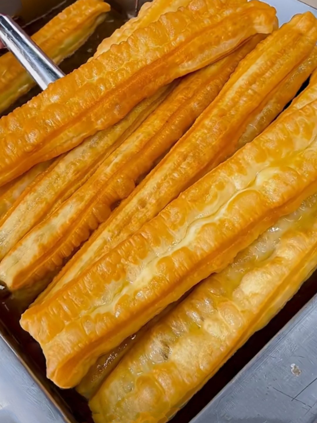 早餐摊日赚3000+？香酥大油条培训班哪里有？警惕3大套路，90%新手都踩坑！
