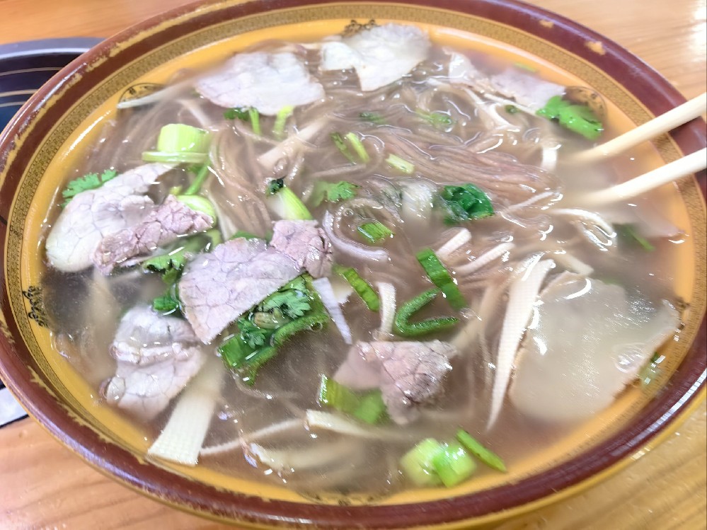 15元一碗牛肉汤能赚多少钱？成本揭秘，利润真不低！