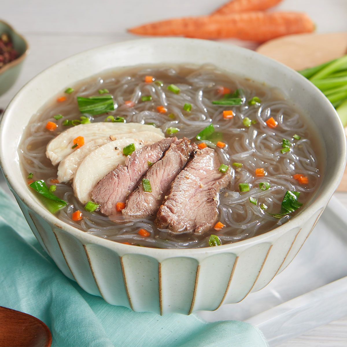 15元一碗牛肉汤能赚多少钱？成本揭秘，利润真不低！