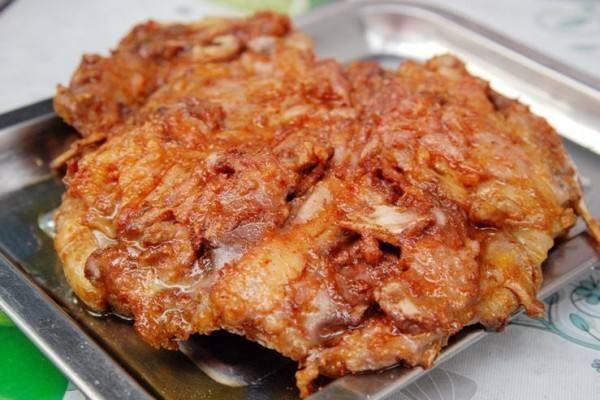 铁板鸡架怎么做才正宗？摆摊配方公开，香气逼人引爆街头！