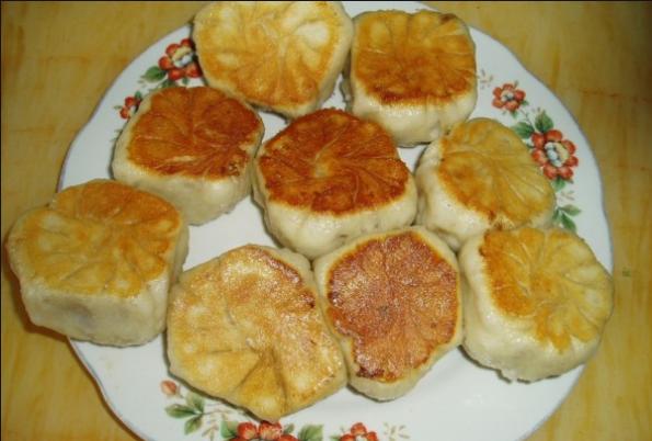 炉包店挣钱吗？高密炉包特色鲜明，学会技术开店生意能不能火！