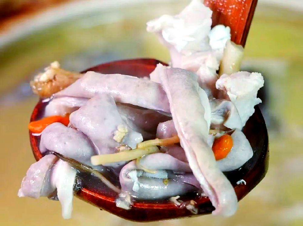 猪肚鸡的做法你真会吗？汤浓肉嫩有秘诀，掌握细节才能开好店！