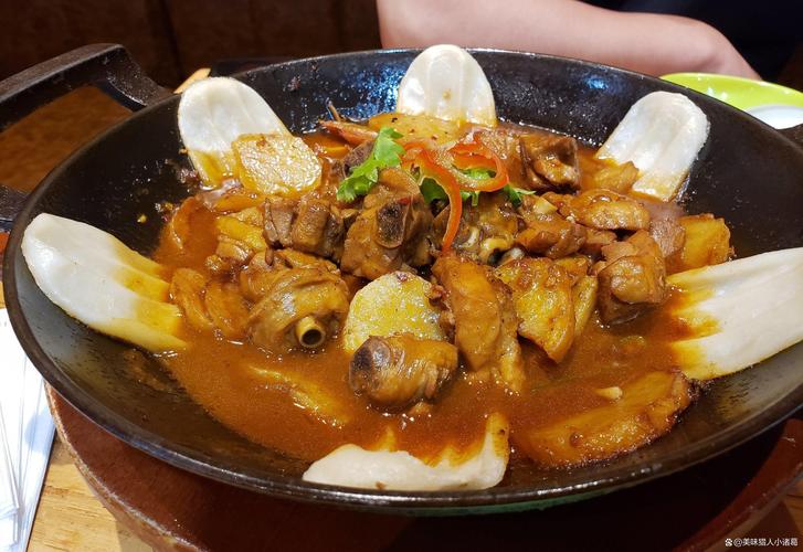 小地锅南北口味怎么调整？掌握这些技巧，一锅地锅菜征服不同食客！