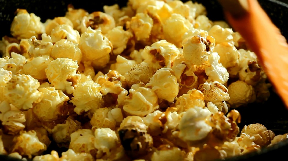 爆米花原料成本到底多少？油、糖、玉米怎么选才最划算？