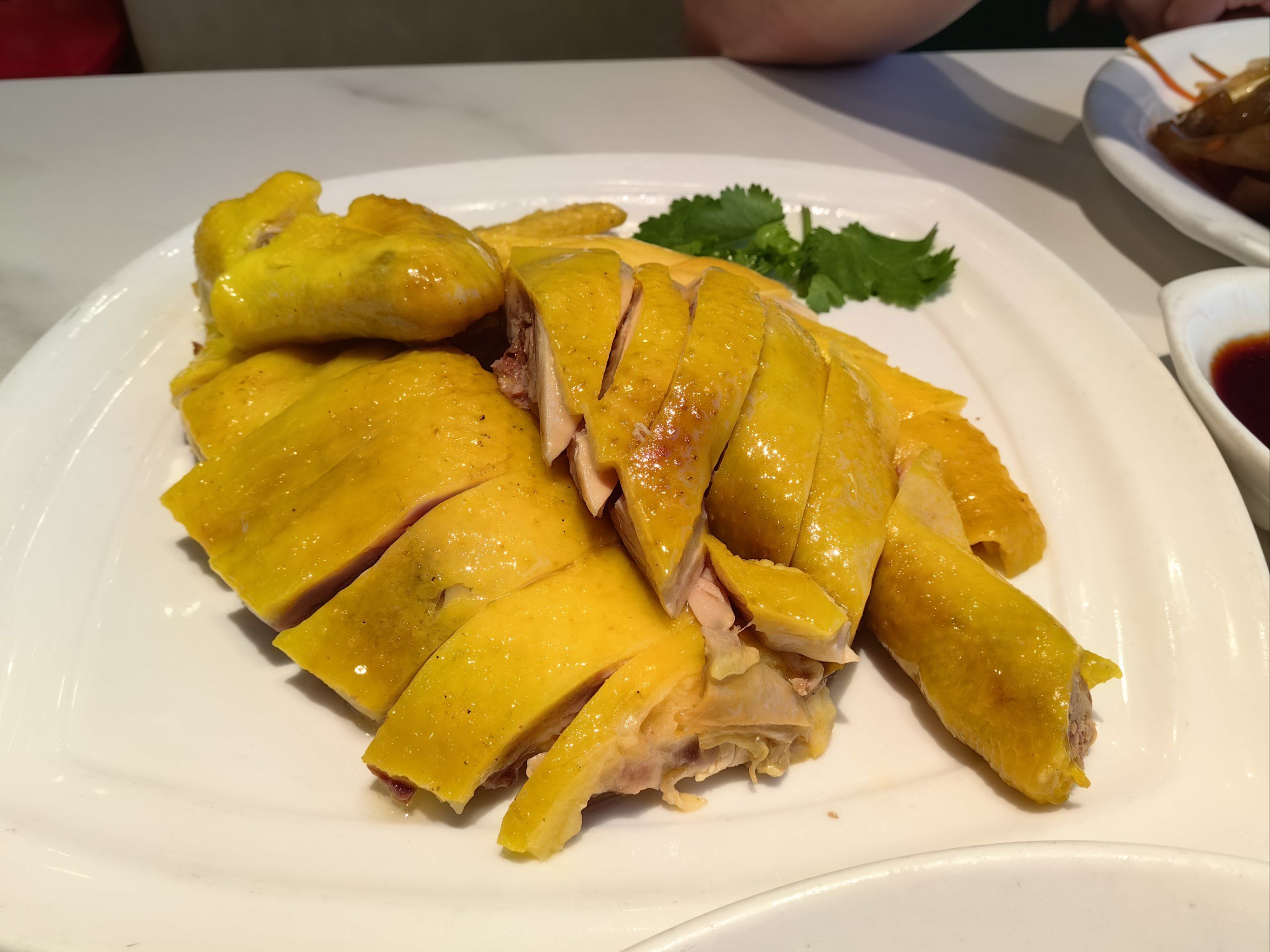 白斩鸡用什么鸡才能出摊就卖光？选对品种和处理方法很关键