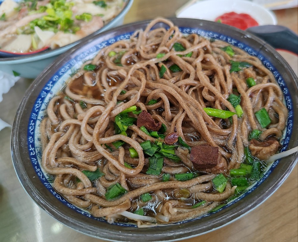 饸饹面的做法与配方怎么掌握?关键技巧与创业实操全解析