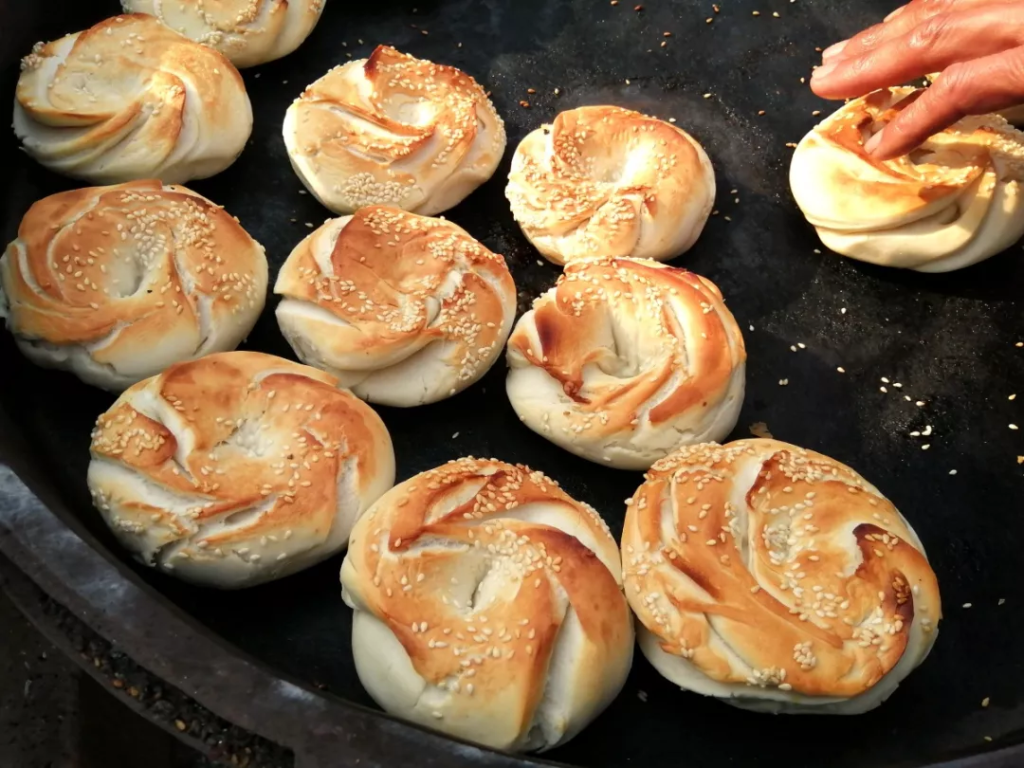 老式马蹄烧饼做法难吗？从配料到出炉一步步讲清楚适合新手学