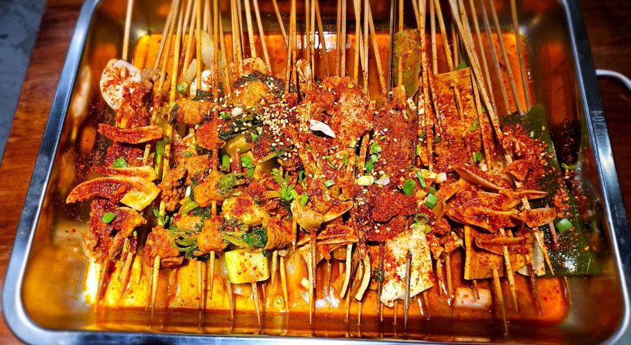 麻辣串的做法及配料详解，从调味到出锅新手也能学会全流程