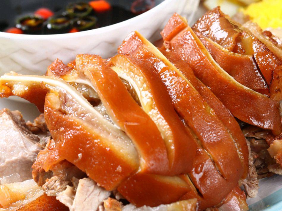 临清哪里可以学猪头肉?掌握正宗猪头肉制作流程,少走弯路更踏实