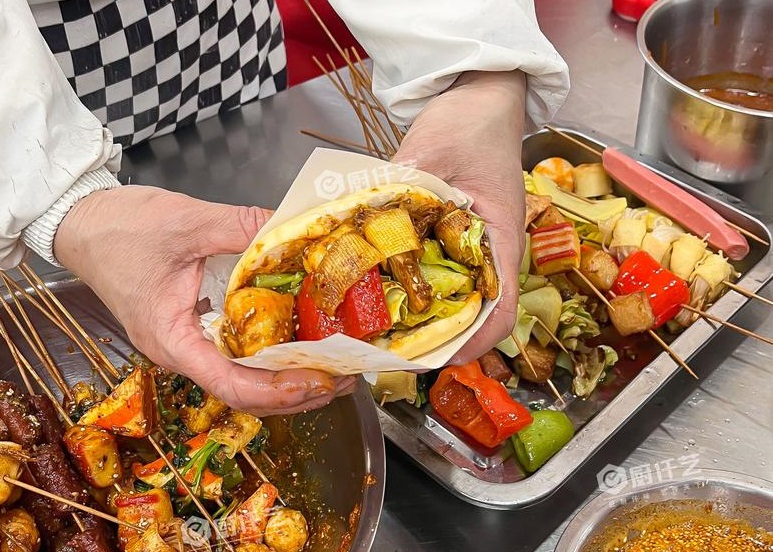 炸串店一年赚多少钱？避开“虚假噱头”，带你拆解最真实的盈利数据！