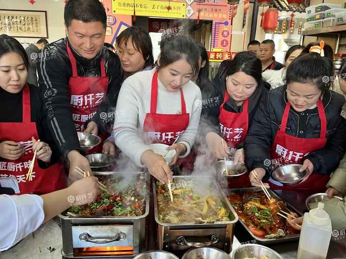 商用烤鱼的做法怎么做?新手如何做出稳定口味?商用配方思路