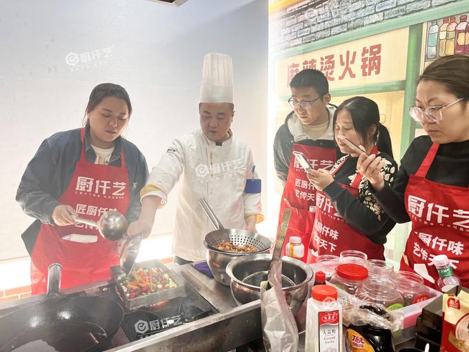 淄博戳子肉培训怎么选？新手创业避坑全攻略