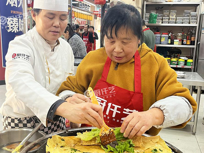淄博哪里可以学杂粮煎饼？淄博杂粮煎饼培训机构那家靠谱？