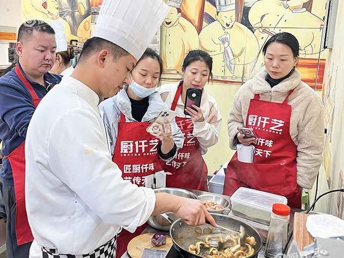 淄博哪里有教披萨的？淄博披萨培训机构推荐