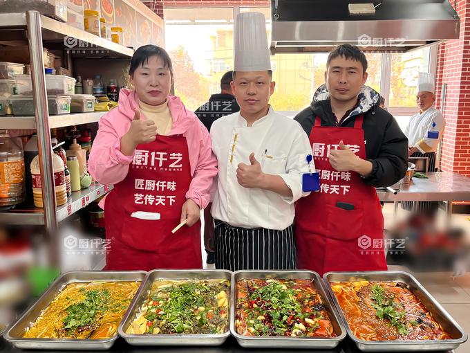 烟台哪里可以学烤鱼？烟台烤鱼培训机构怎么选？