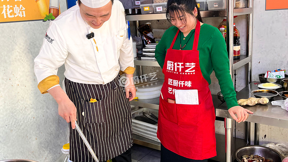 临沂学熟食去哪里好?开一家熟食店能赚钱吗?