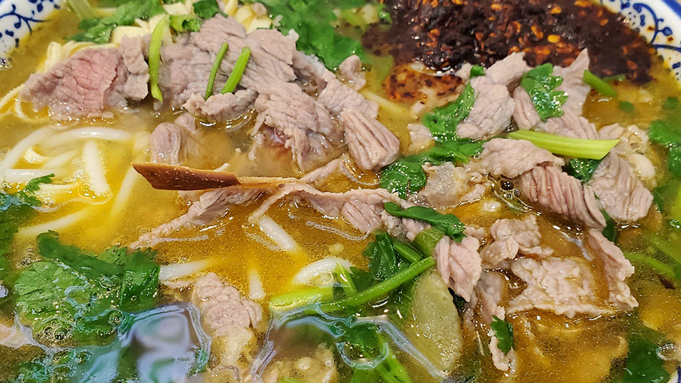 菏泽哪里可以学牛肉汤?牛肉汤在菏泽能竞争过羊肉汤吗?