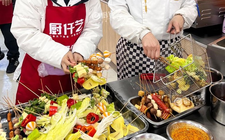 适合摆摊的油炸小吃，这五个项目投入小回报快