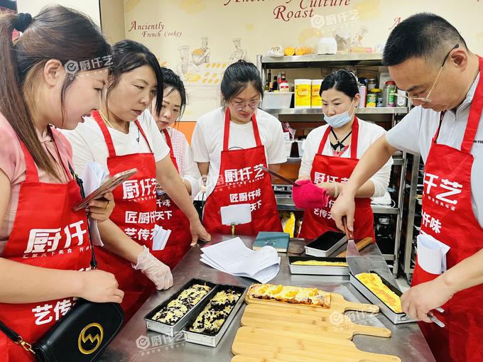 ✨今日份推荐——无边披萨