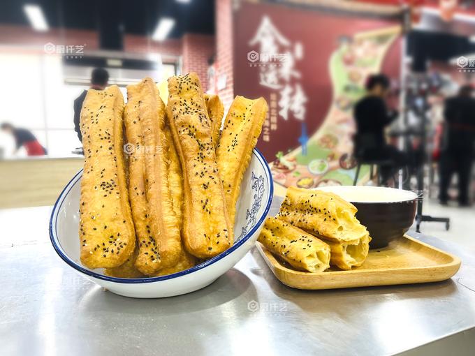 临沂学油条豆腐脑培训学校地址费用？厨仟艺：把从学到开业的每一笔钱都算清楚